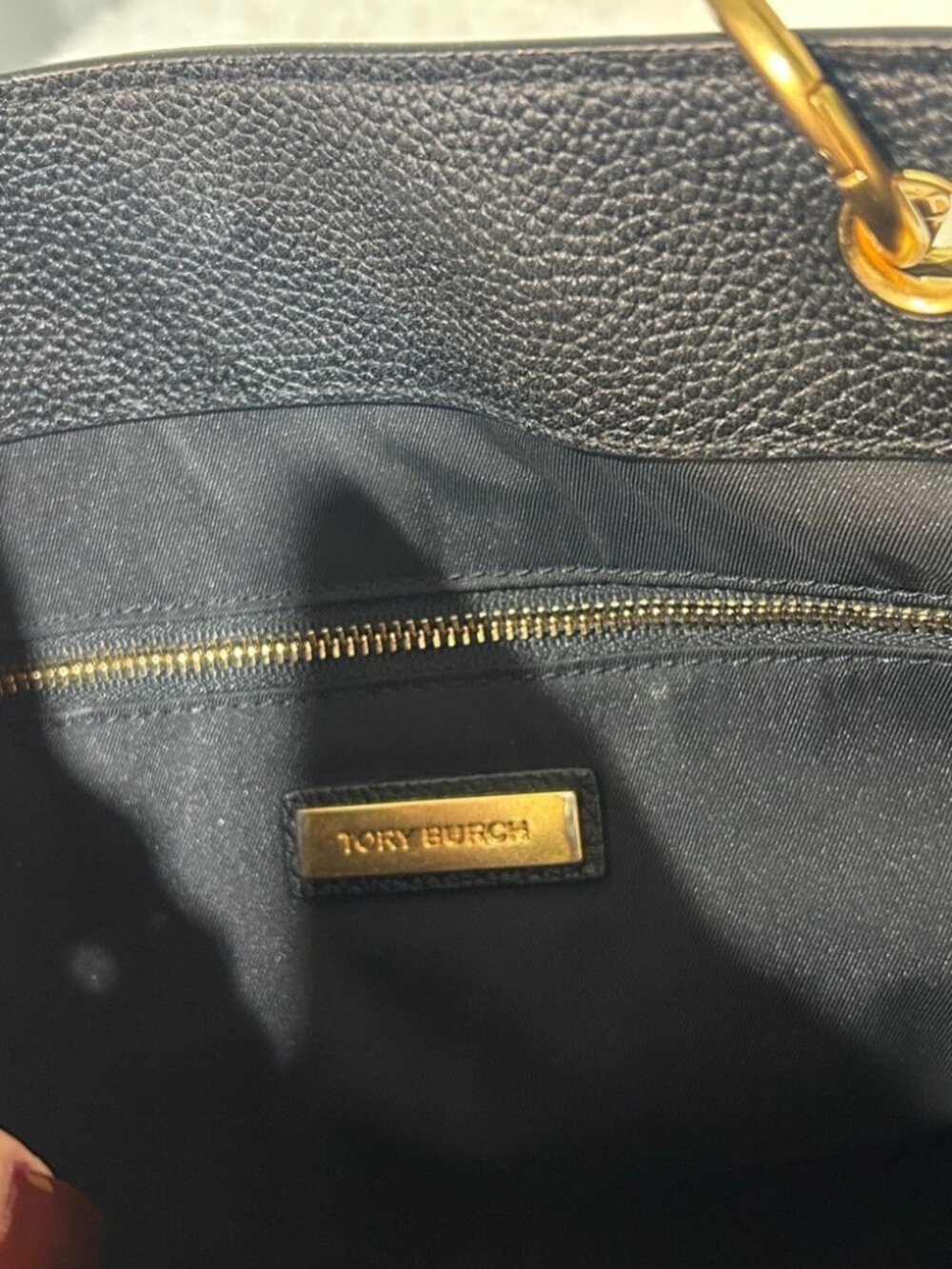 🛍️ Tory Burch Everly Leather Tote - Picture 11 of 14